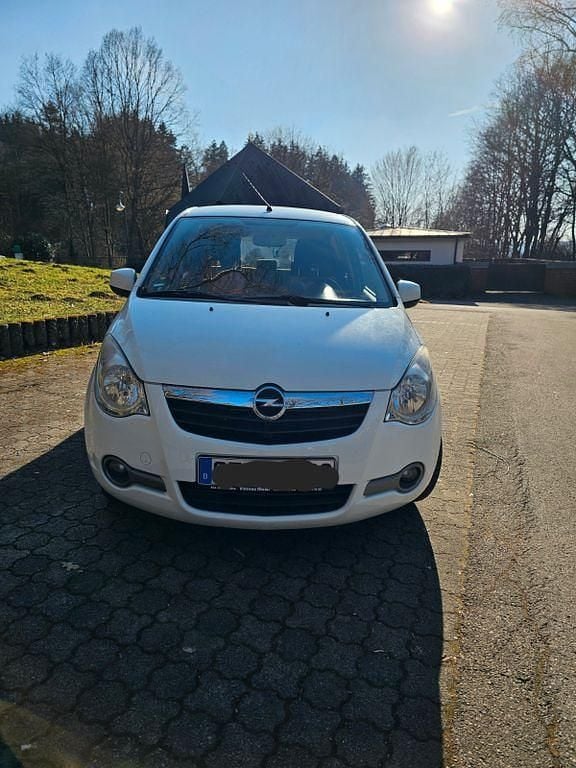 Gebraucht Opel Agila Edition 86 PS (63 kW) 2009 Weiß Kleinwagen