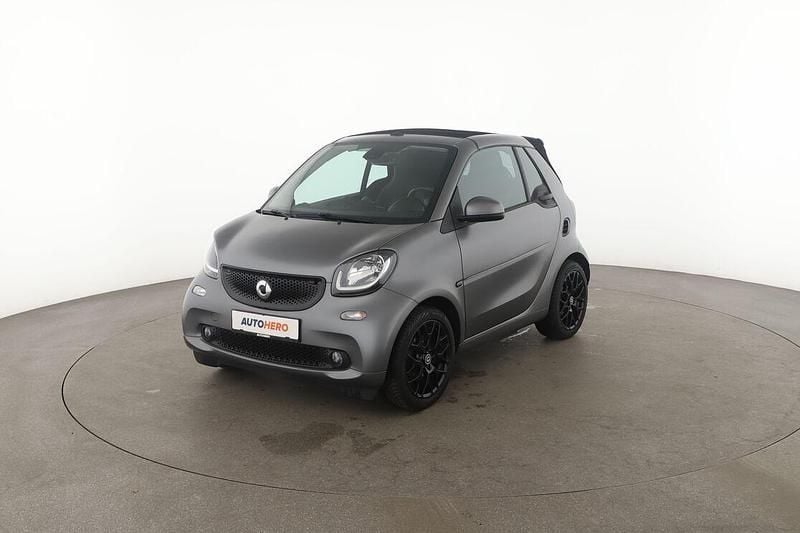 Grau Gebraucht 2019 Smart ForTwo Coupé Basis Kleinwagen | 17.490 € - Bild 1/3