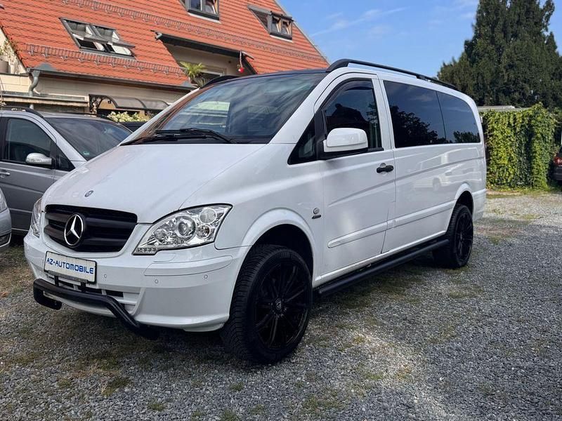 Weiß Gebraucht 2013 Mercedes Vito Van / Kleinbus | 18.990 € - Bild 1/4