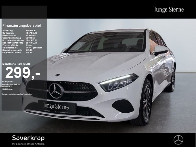 Weiß Gebraucht 2024 Mercedes A250 Progressive Limousine | 29.900 € (Fairer Preis) - Bild 1/2