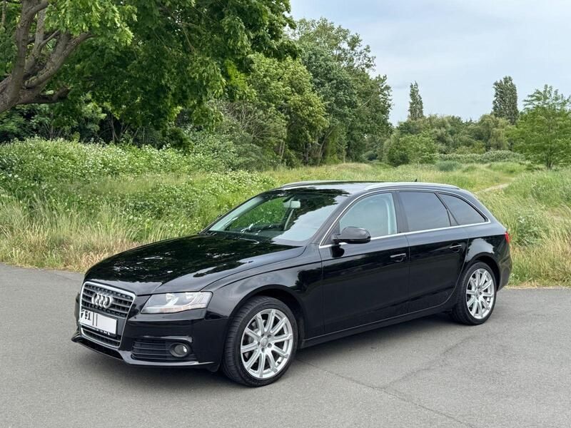 Schwarz Gebraucht 2010 Audi A4 Ambiente Kombi | 6.400 € (Etwas zu teuer) - Bild 1/4