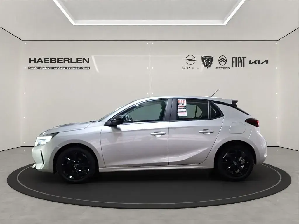 Używany Opel Corsa 75 KM (55 kW) 2023 Szary Hatchback