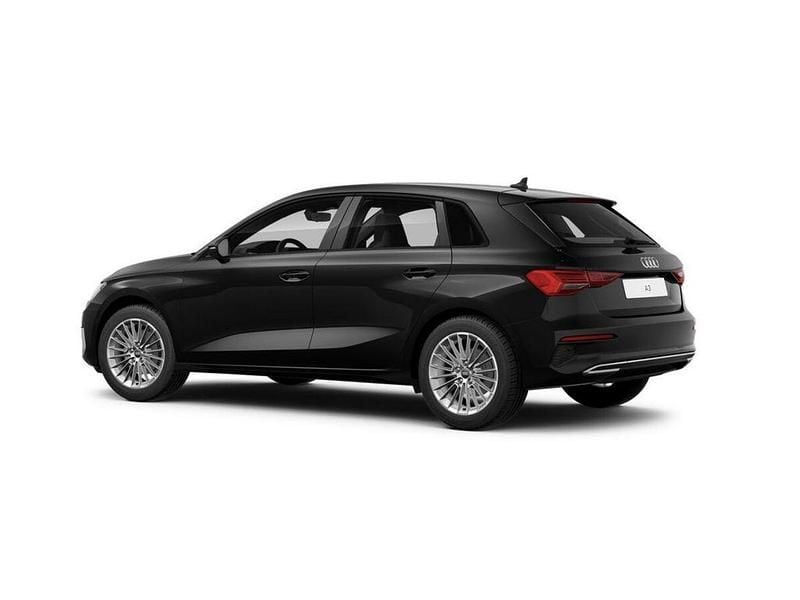 Używany Audi A3 Advanced Plus 150 KM (110 kW) 2023 Czarny Sedan/Limuzyna