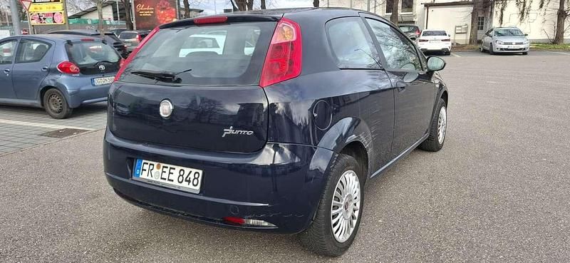 Gebraucht Fiat Grande Punto Active 65 PS (47 kW) 2009 Blau Kleinwagen
