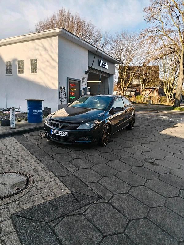 Gebraucht Opel Astra GTC 140 PS (102 kW) 2007 Schwarz Coupé