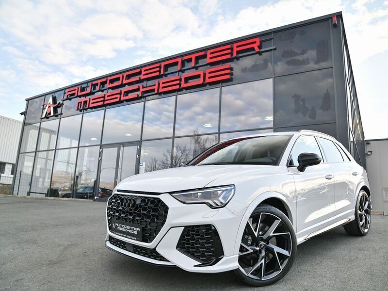 Gletscherweiã metallic Gebraucht 2020 Audi RS Q3 Sport SUV | 53.790 € (Etwas zu teuer) - Bild 1/4