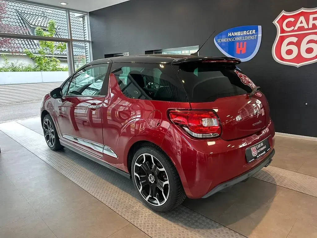 Gebraucht Citroën DS3 Sport Chic 156 PS (114 kW) 2011 Rouge erytrhee/sanguine Kleinwagen