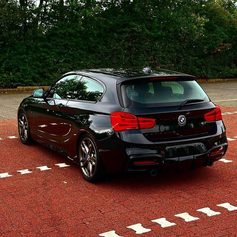 Gebraucht BMW 135 M Performance 460 PS (338 kW) 2015 Schwarz Kleinwagen