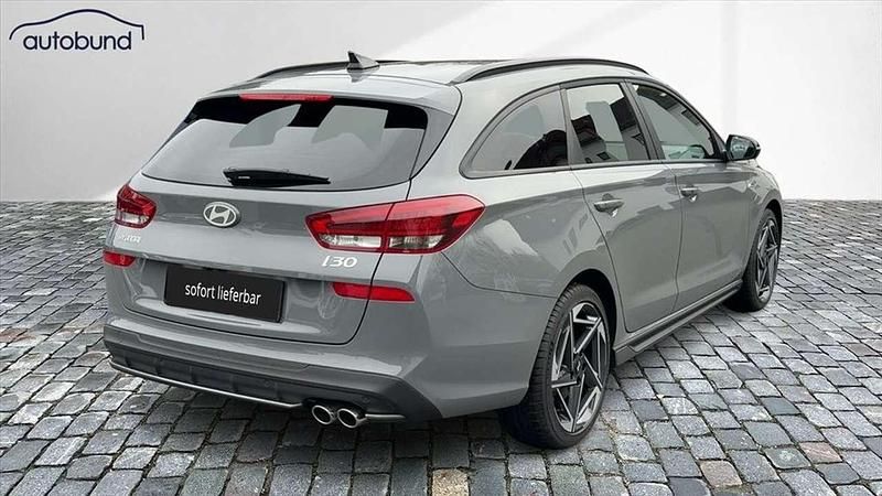 Neu Hyundai i30 N Line 140 PS (102 kW) 2025 Grau / shadowgray Kombi