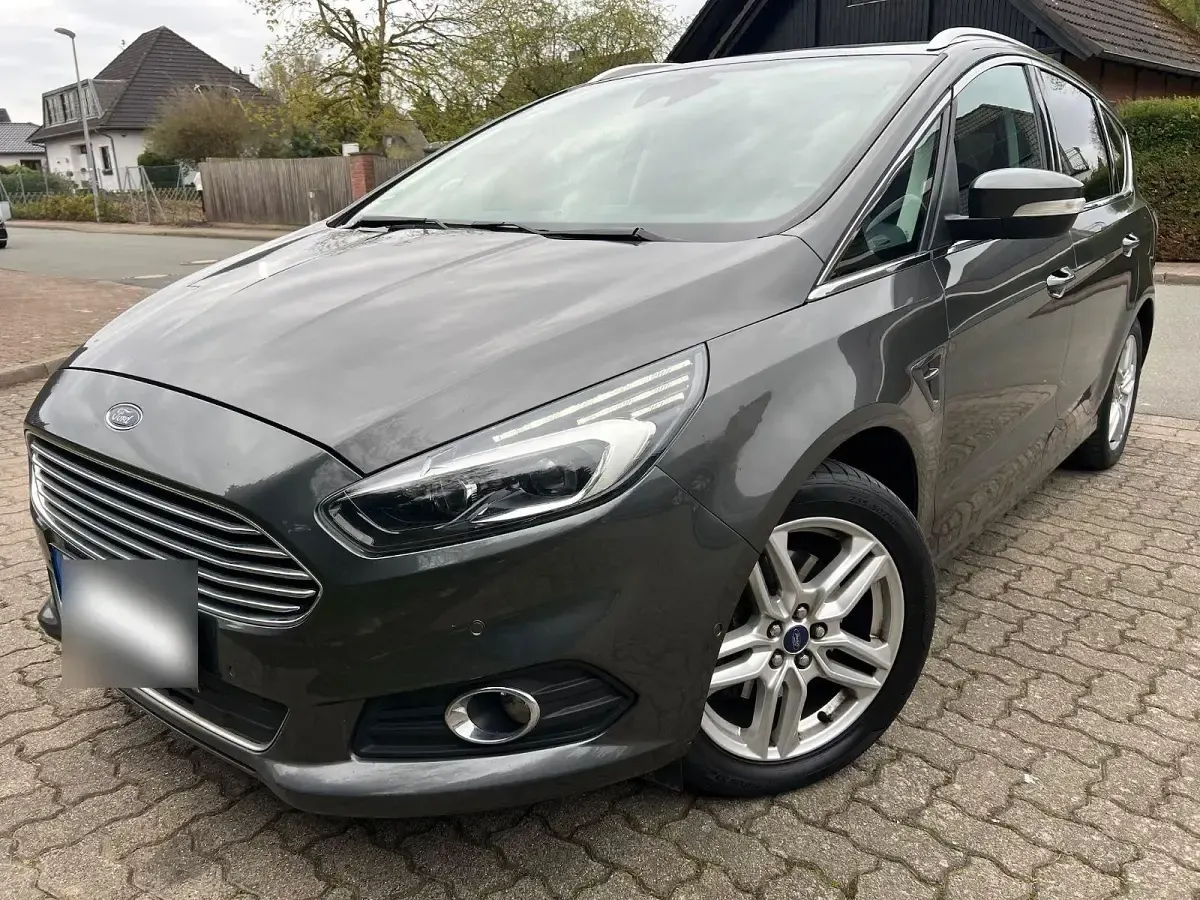 Occasion Ford S-MAX Titanium 150 ch (110 kW) 2016 Gris Monospace