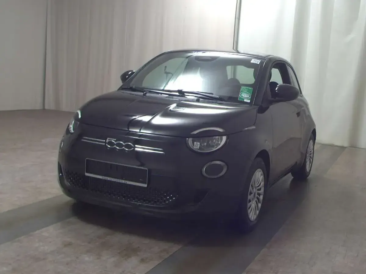 Neu Fiat 500e 86 kW (118 PS) 2025 Schwarz Limousine
