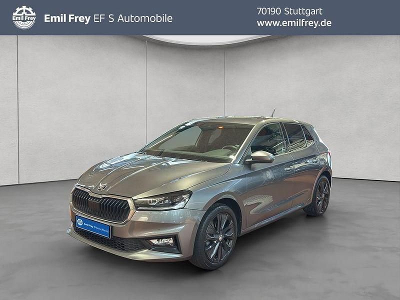 Graphitgrau metallic Gebraucht 2022 Skoda Fabia Style Limousine | 21.890 € (Fairer Preis) - Bild 1/4