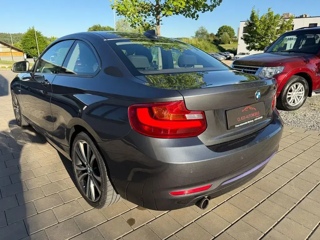 Gebraucht BMW 220 Sport Line 184 PS (135 kW) 2014 Grau Coupé