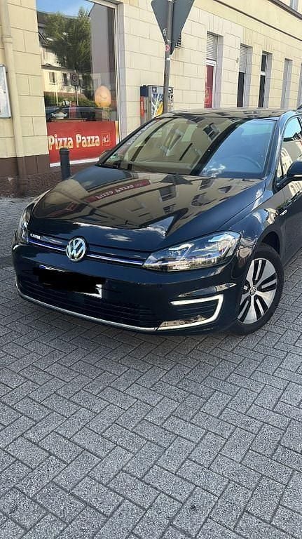 Schwarz Gebraucht 2019 VW e-Golf Kleinwagen | 9.500 € (Superpreis) - Bild 1/4