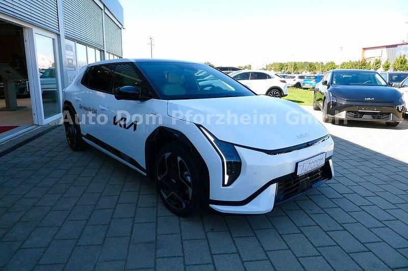 Gebraucht Kia EV4 150 kW (204 PS) 2025 Schwarz Kleinwagen