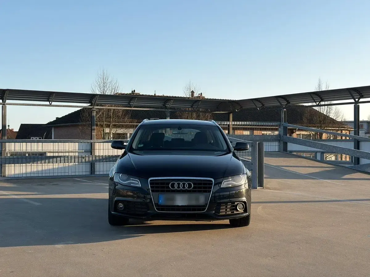Używany Audi A4 Ambiente 143 KM (105 kW) 2009 Czarny Kombi