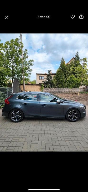 Gebraucht Volvo V40 R-Design 114 PS (83 kW) 2013 Grau Limousine