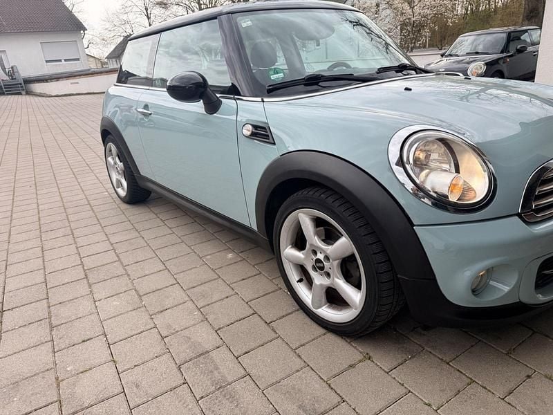 Used Mini Cooper 122 HP (89 kW) 2011 Blue Hatchback