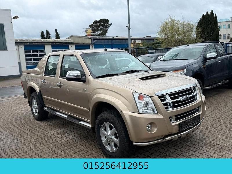 Gebraucht Isuzu D-Max 163 PS (119 kW) 2009 Gold Pickup