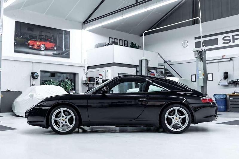 Gebraucht Porsche 996 320 PS (235 kW) 2002 Basaltschwarzmetallic Cabrio