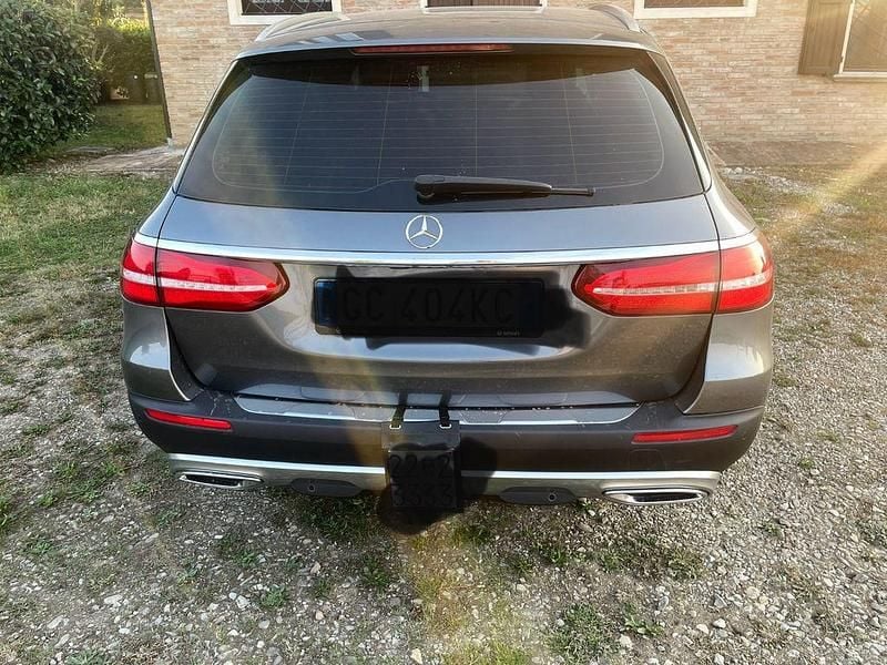 Gebraucht Mercedes E400 Premium Plus 340 PS (250 kW) 2020 Grau Limousine