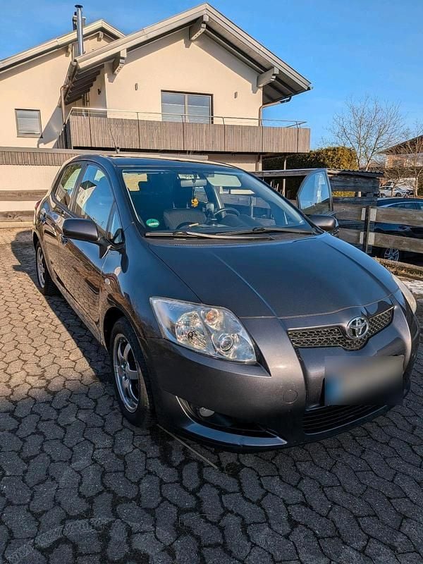 Gebraucht Toyota Auris 97 PS (71 kW) 2007 Grau Kleinwagen