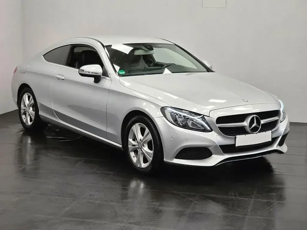 Gebraucht Mercedes C200 184 PS (135 kW) 2017 Silber Coupé