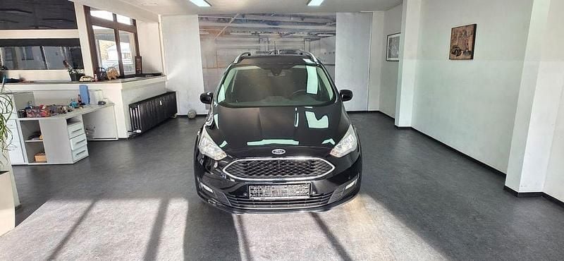 Gebraucht Ford Grand C-Max Business Edition 125 PS (91 kW) 2017 Schwarz Van / Kleinbus