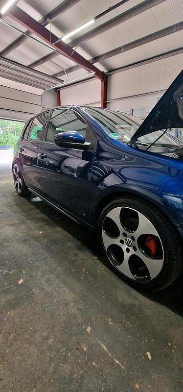 Blau Gebraucht 2010 VW Golf VI GTI Limousine | 6.300 € (Fairer Preis) - Bild 1/4