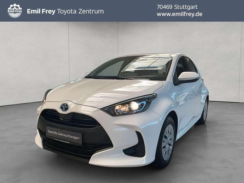 Weiß Gebraucht 2022 Toyota Yaris Hybrid Business Edition Kleinwagen | 18.450 € (Guter Preis) - Bild 1/4