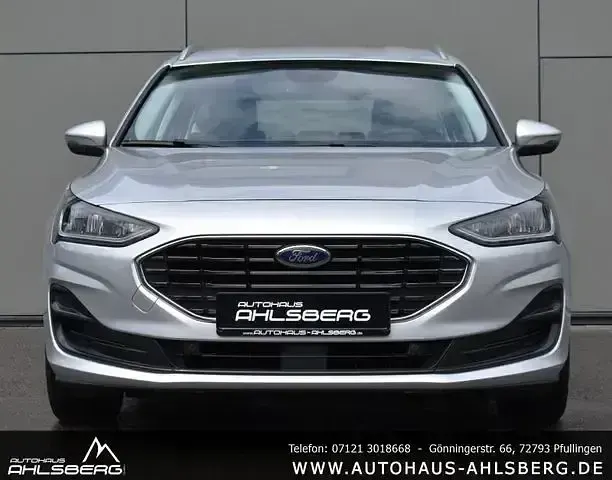 Gebraucht Ford Focus Titanium 120 PS (88 kW) 2022 Polarsilber Kombi