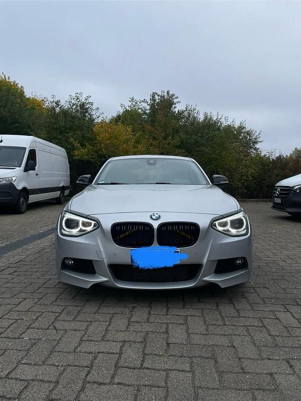 Grau Gebraucht 2013 BMW 125 M Sport Kleinwagen | 10.000 € (Fairer Preis) - Bild 1/4