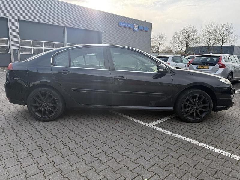 Gebraucht Renault Laguna III 110 PS (80 kW) 2012 Schwarz Limousine