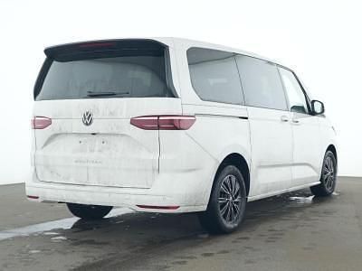 Gebraucht VW Multivan 150 PS (110 kW) 2024 Weiß Van