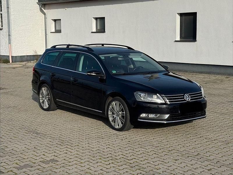 Gebraucht VW Passat Comfortline 140 PS (102 kW) 2011 Schwarz Kombi