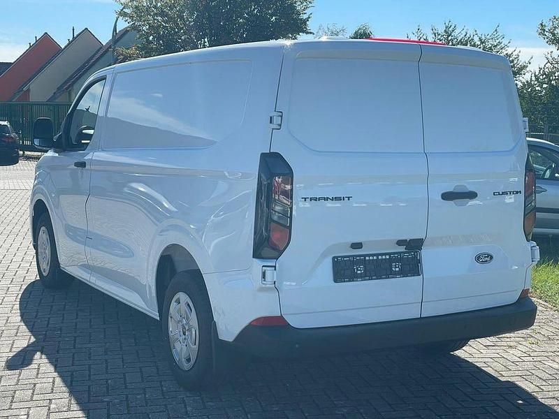 Neu Ford Transit Custom 110 PS (80 kW) 2025 Weiß Van / Kleinbus