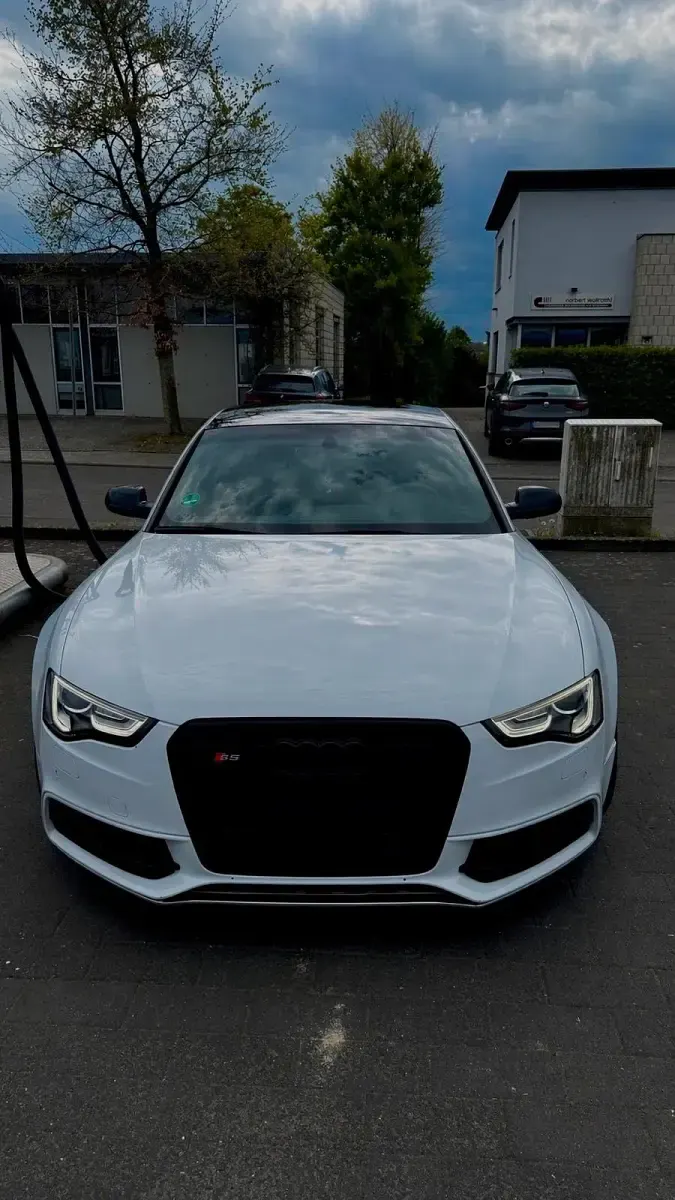 Second-hand Audi A5 245 CP (180 kW) 2014 Alb Coupe
