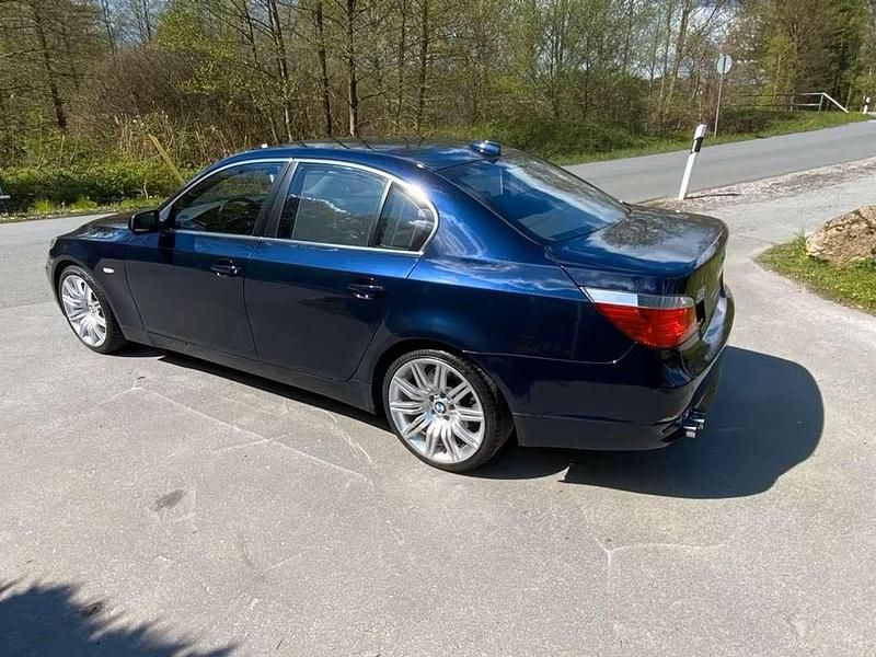 Usata BMW 530 231 CV (169 kW) 2004 Blu Berlina