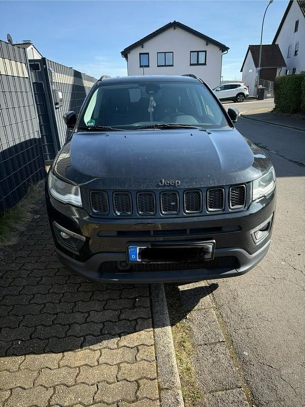 Schwarz Gebraucht 2019 Jeep Compass SUV | 21.500 € (Teuer) - Bild 1/4