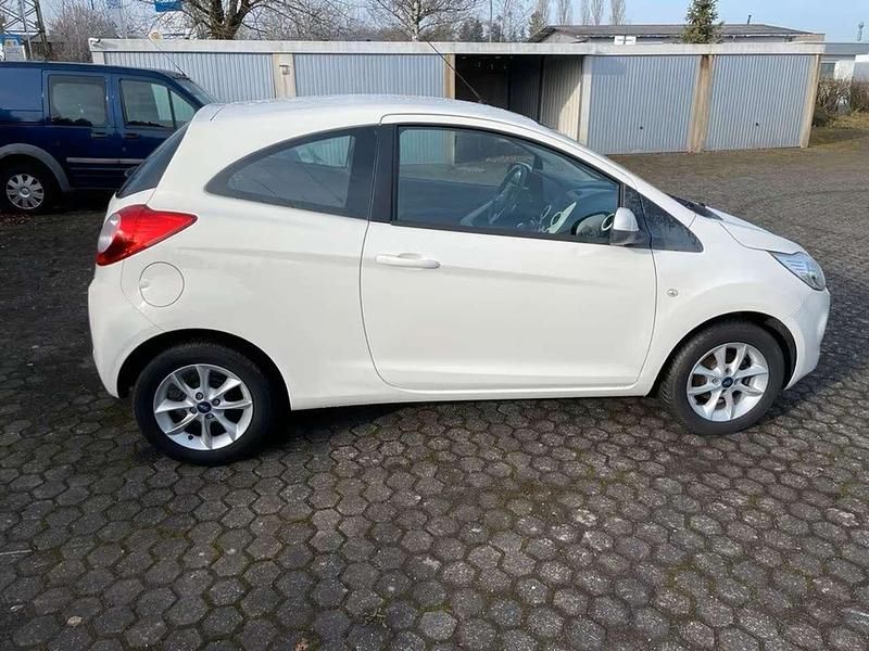Gebraucht Ford Ka Cool & Sound Edition 69 PS (50 kW) 2015 Limousine