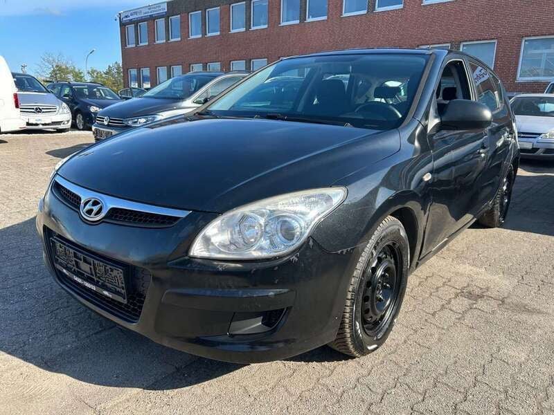 Gebraucht Hyundai i30 Classic 90 PS (66 kW) 2009 Schwarz Kombi