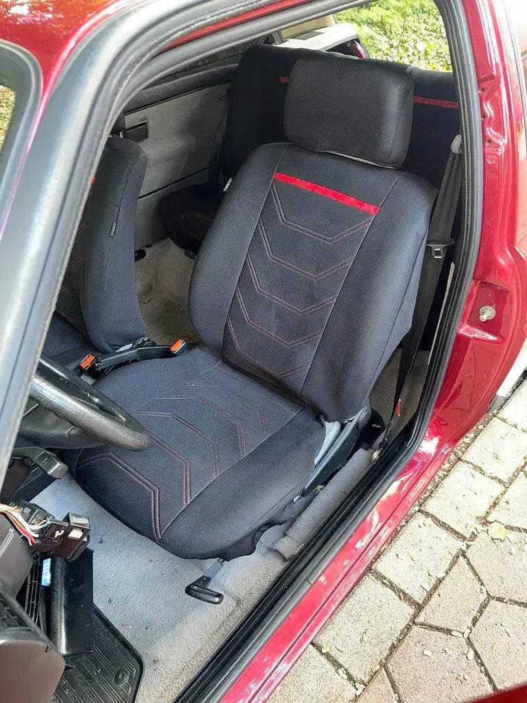 Gebraucht VW Golf II 90 PS (66 kW) 1990 Rot Kleinwagen