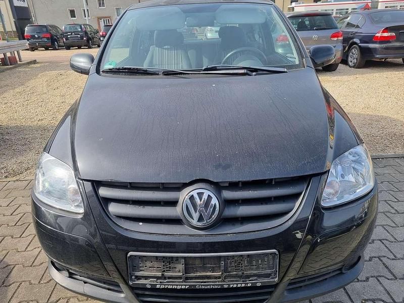 Gebraucht VW Fox 75 PS (55 kW) 2006 Schwarz Kleinwagen