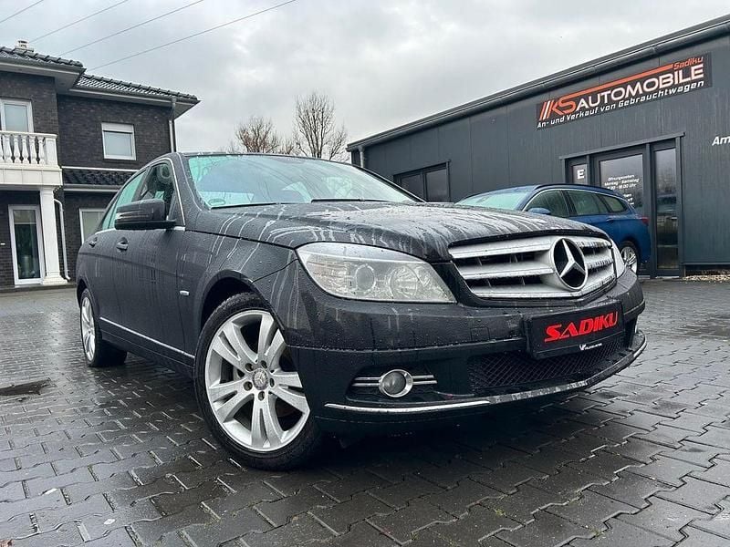 Schwarz Gebraucht 2008 Mercedes C180 Limousine | 7.950 € (Guter Preis) - Bild 1/4