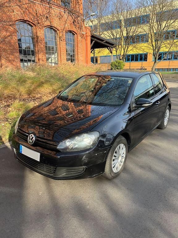 Gebraucht VW Golf VI Comfortline 86 PS (63 kW) 2011 Schwarz Kleinwagen