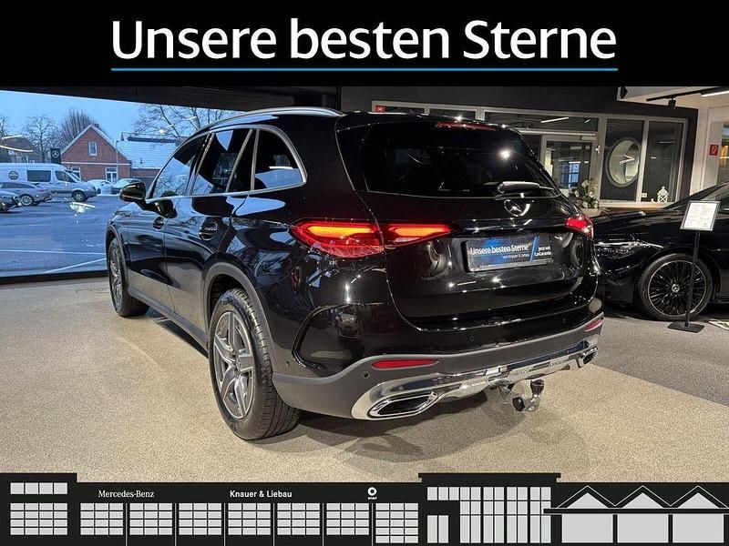 Gebraucht Mercedes GLC220 AMG line 197 PS (144 kW) 2025 Lack obsidianschwarz SUV