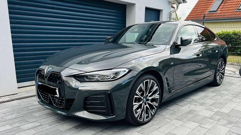 Gebraucht 2023 BMW i4 M Sport Limousine | 41.900 € (Guter Preis) - Bild 1/4