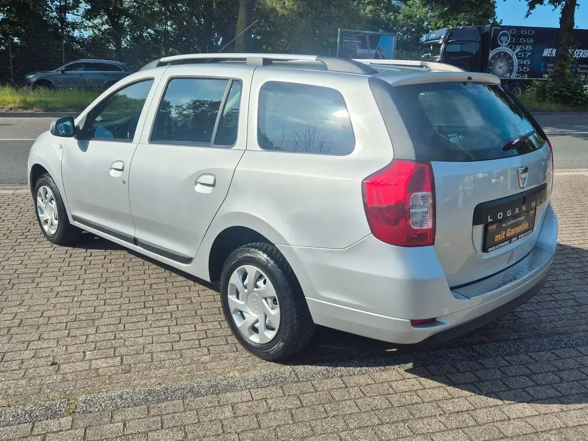 Używany Dacia Logan MCV Lauréate 75 KM (55 kW) 2013 Srebrny Kombi