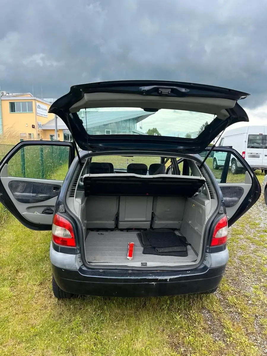 Gebraucht Renault Scénic 107 PS (78 kW) 2000 Blau Van / Kleinbus