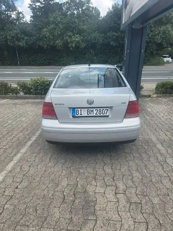 Gebraucht VW Bora Edition 116 PS (85 kW) 2000 Grau Limousine
